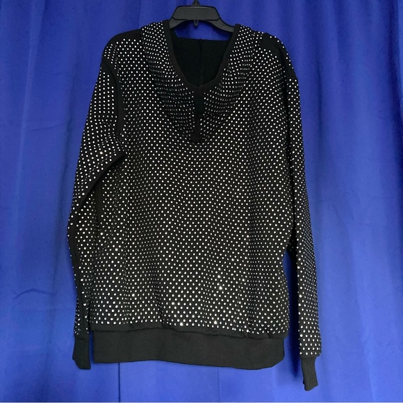 Street Stunner Rhinestone Hoodie 🖤💎 - Picture 2 of 7